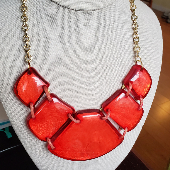 Statement Jewelry - Red Capiz Statement Necklace Shimmery Chunky Hinge